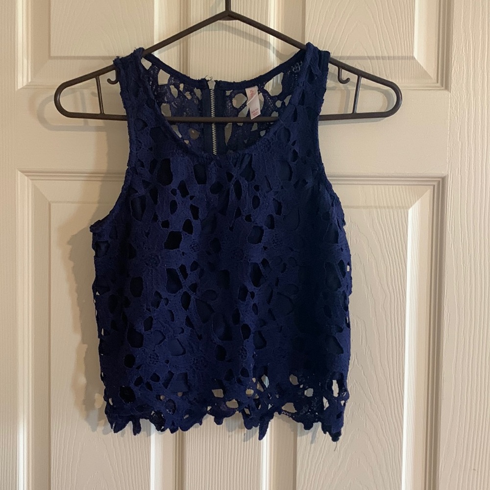 Lace crop top